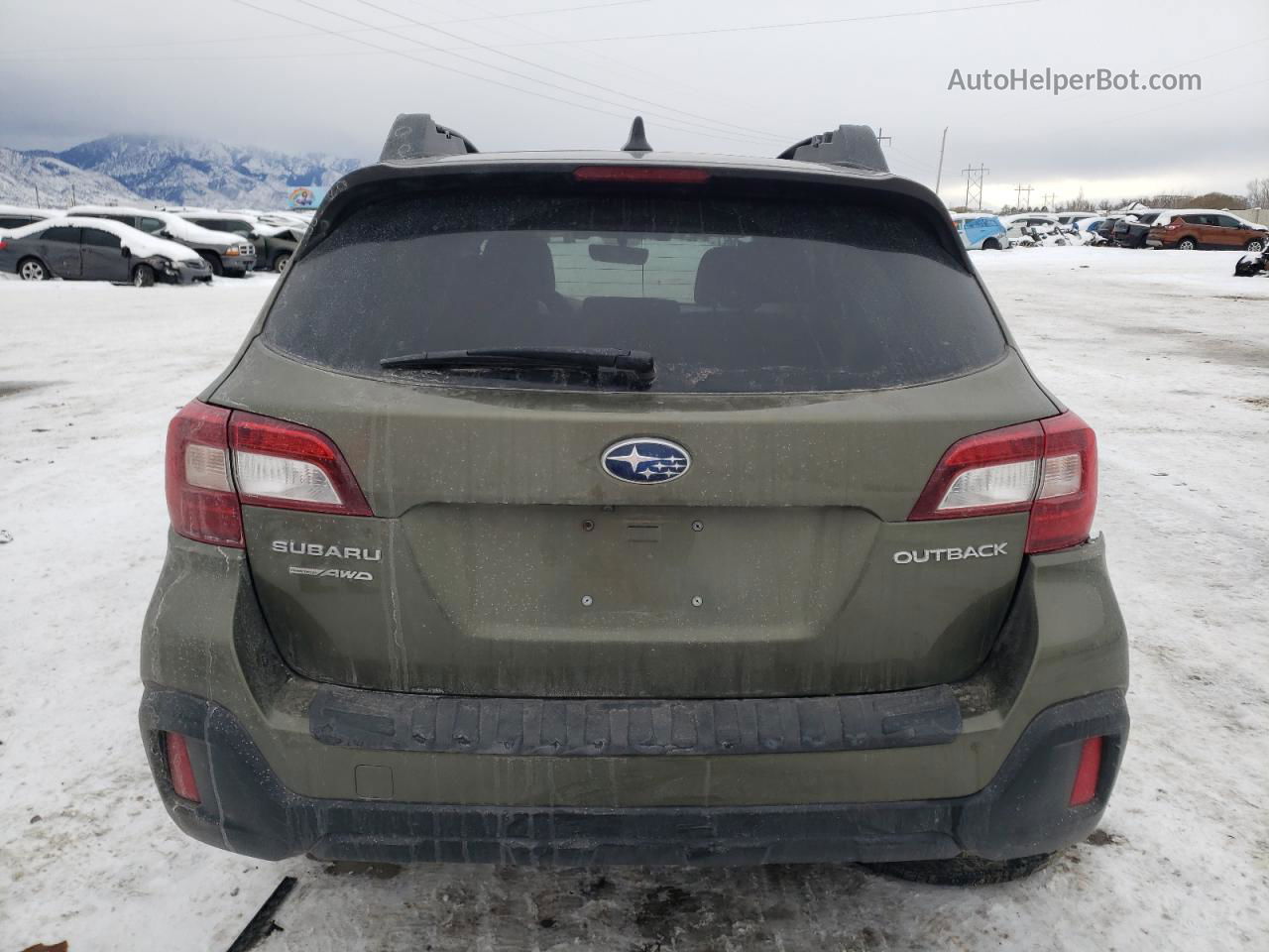 2019 Subaru Outback 2.5i Premium Green vin: 4S4BSAFC9K3365283