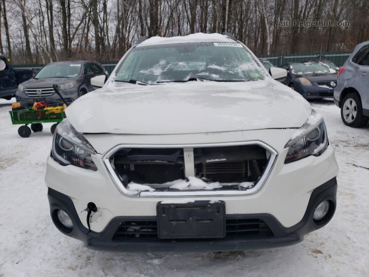 2019 Subaru Outback 2.5i Premium White vin: 4S4BSAFCXK3318862