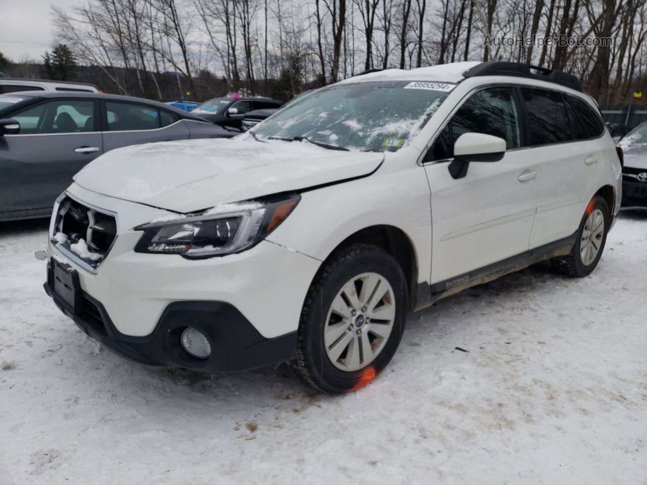 2019 Subaru Outback 2.5i Premium White vin: 4S4BSAFCXK3318862