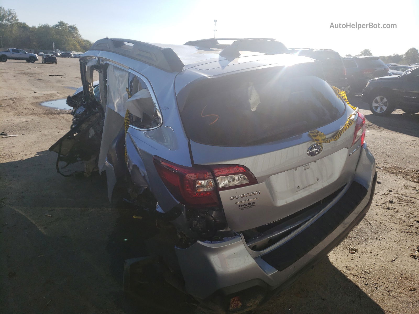 2019 Subaru Outback 2.5i Premium Silver vin: 4S4BSAHC0K3233672