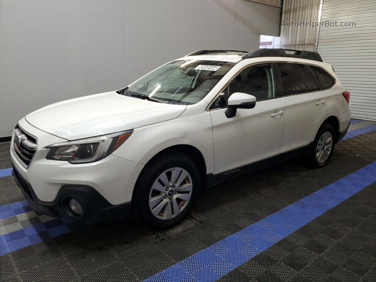 2019 Subaru Outback 2.5i Premium Белый vin: 4S4BSAHC3K3345432