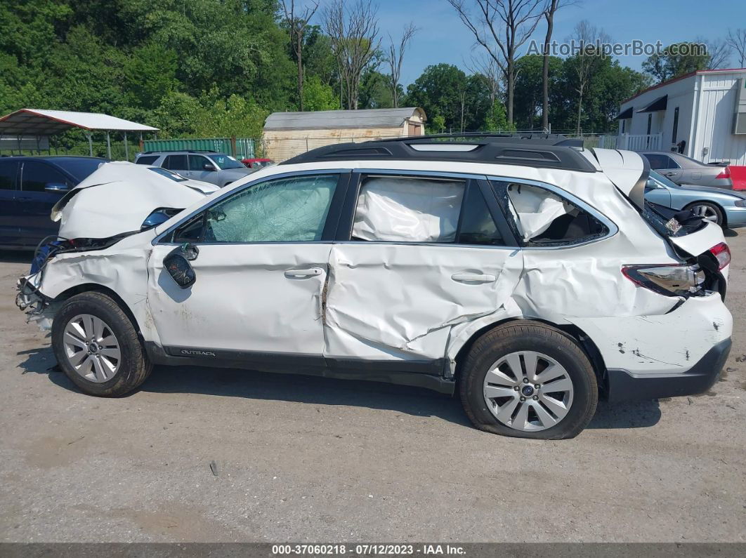 2019 Subaru Outback 2.5i Premium White vin: 4S4BSAHC9K3300608