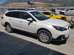 2019 Subaru Outback 2.5i Premium White vin: 4S4BSAHCXK3277677