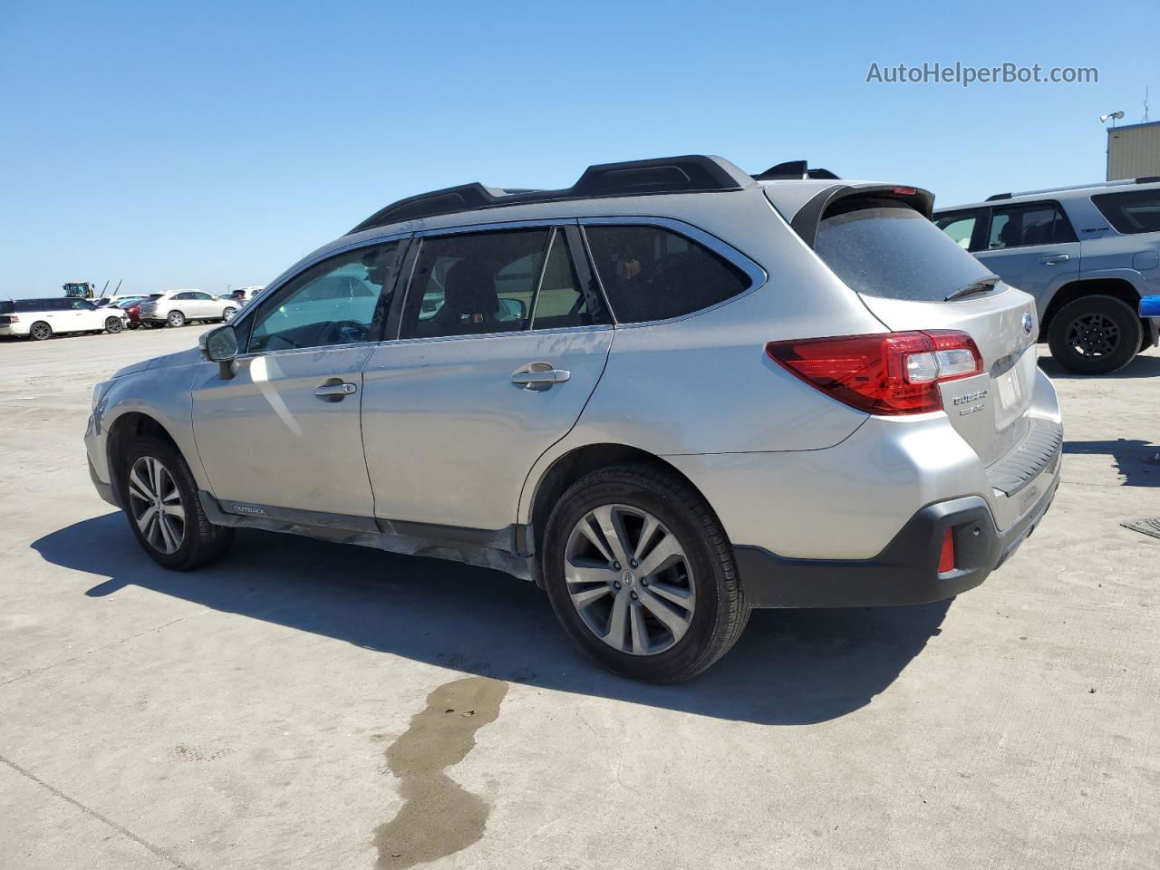 2019 Subaru Outback 2.5i Limited Silver vin: 4S4BSANC6K3292133