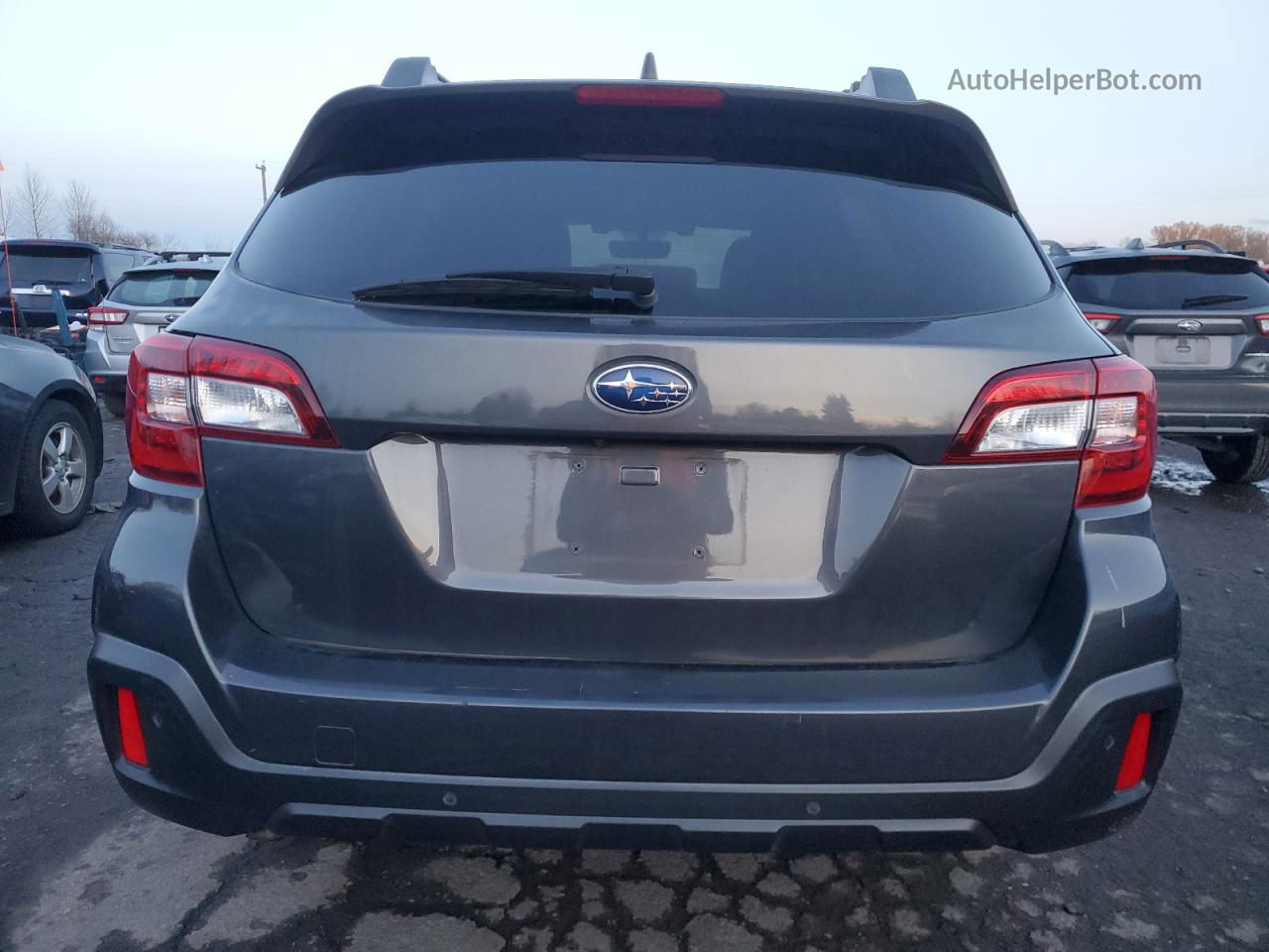 2019 Subaru Outback 2.5i Limited Gray vin: 4S4BSANC8K3292649