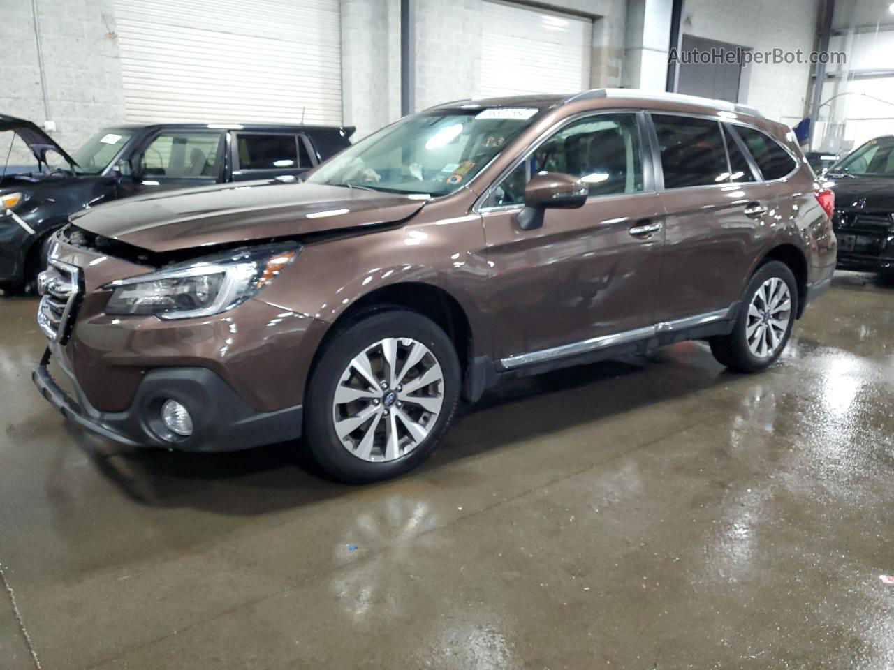 2019 Subaru Outback Touring Brown vin: 4S4BSATC6K3380876