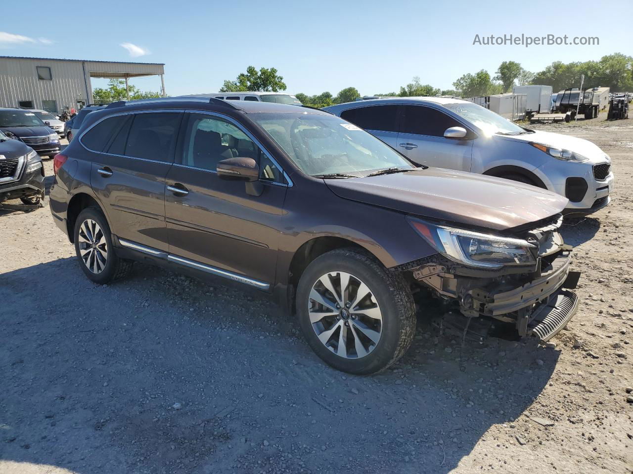 2019 Subaru Outback Touring Brown vin: 4S4BSETC0K3389905