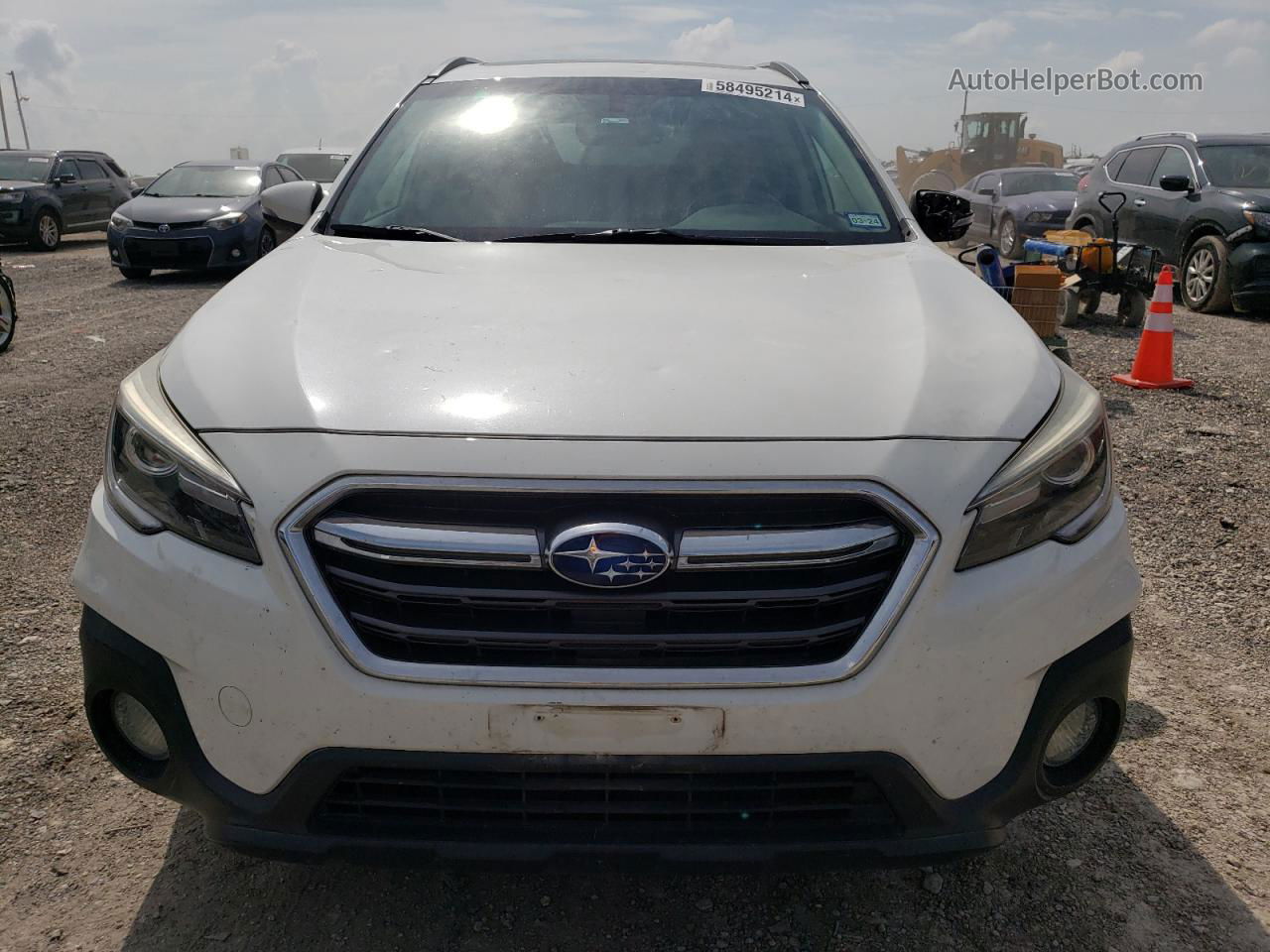 2019 Subaru Outback Touring White vin: 4S4BSETC5K3294675