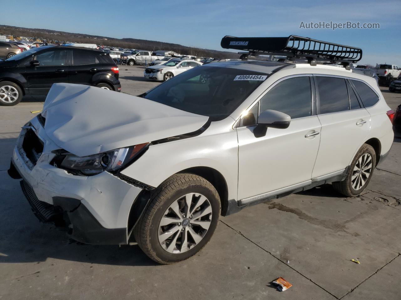 2019 Subaru Outback Touring White vin: 4S4BSETC5K3295664