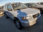 2001 Honda Passport Ex Silver vin: 4S6CK58W714402169