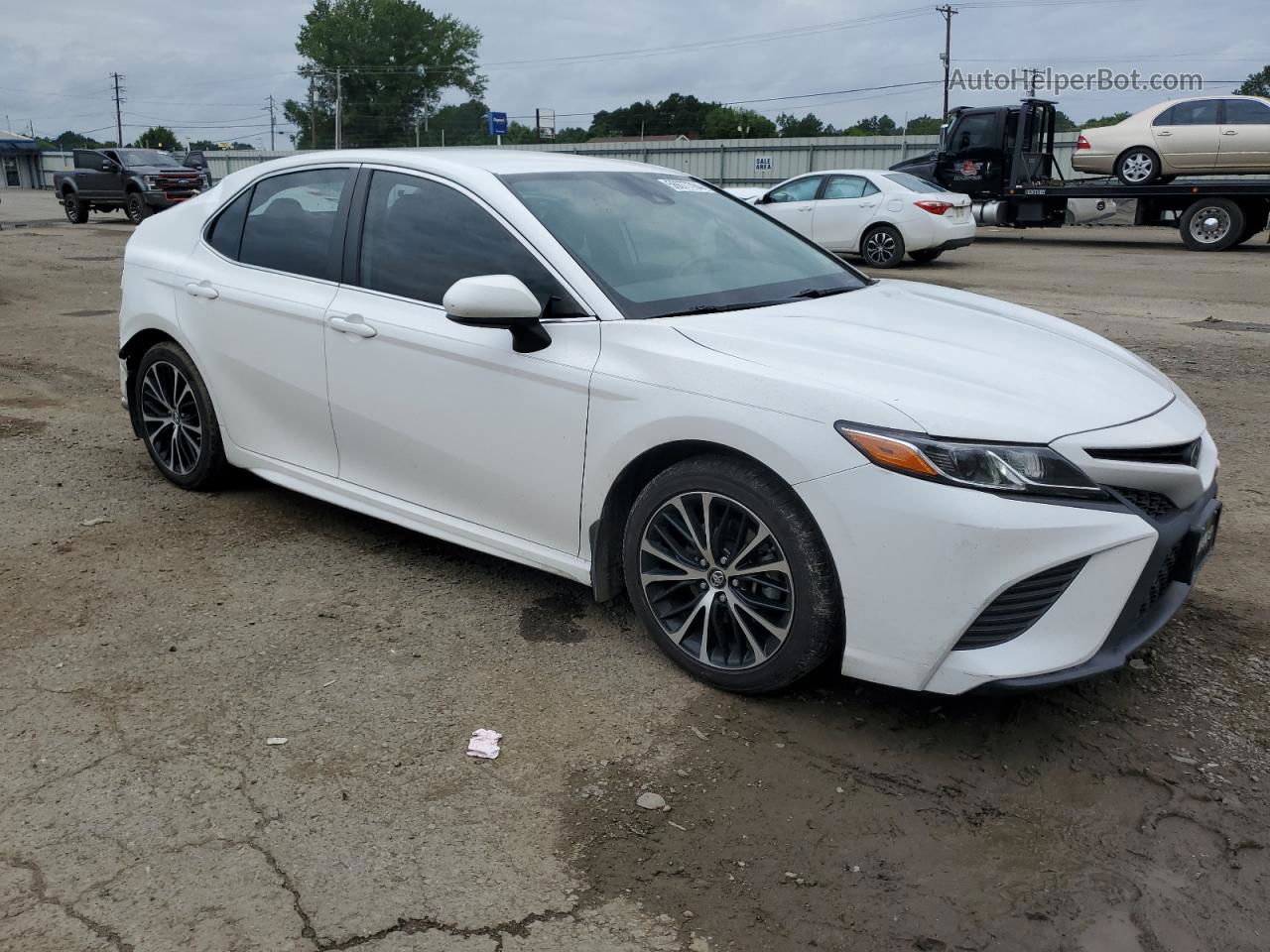 2019 Toyota Camry L White vin: 4T1B11HK0KU201082