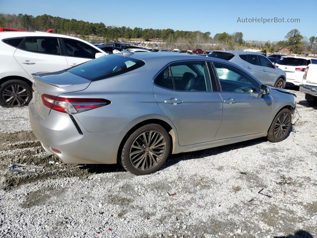 2019 Toyota Camry L Silver vin: 4T1B11HK0KU216035