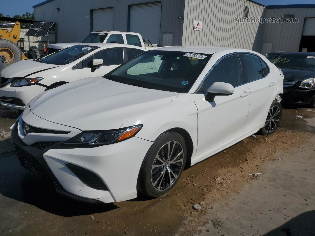 2019 Toyota Camry L White vin: 4T1B11HK0KU218741