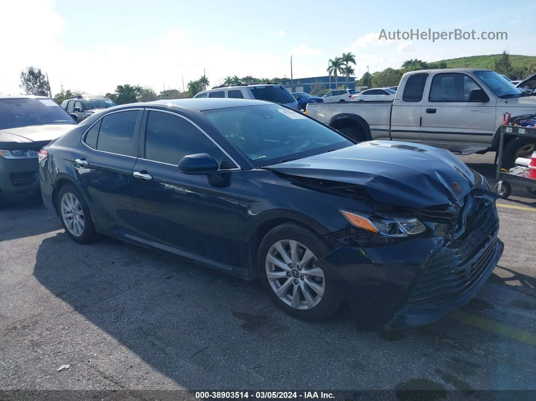 2019 Toyota Camry Le Turquoise vin: 4T1B11HK0KU272699