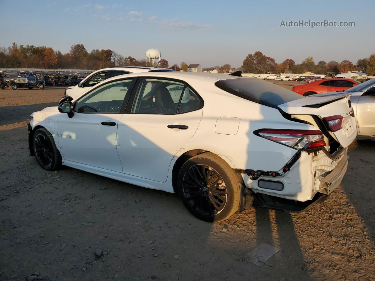 2019 Toyota Camry L White vin: 4T1B11HK0KU283184