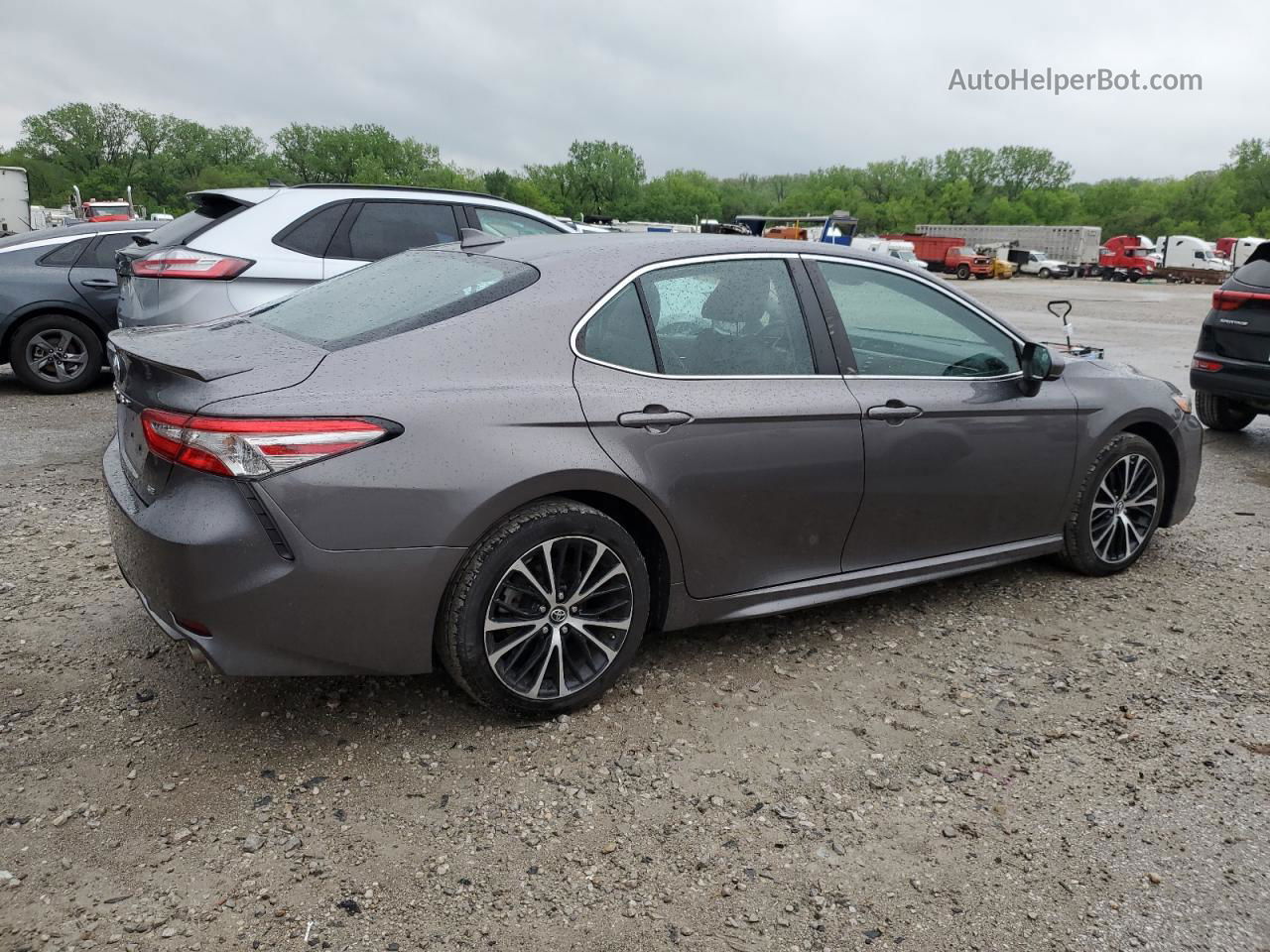 2019 Toyota Camry L Gray vin: 4T1B11HK0KU684055