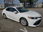 2019 Toyota Camry L White vin: 4T1B11HK0KU695931