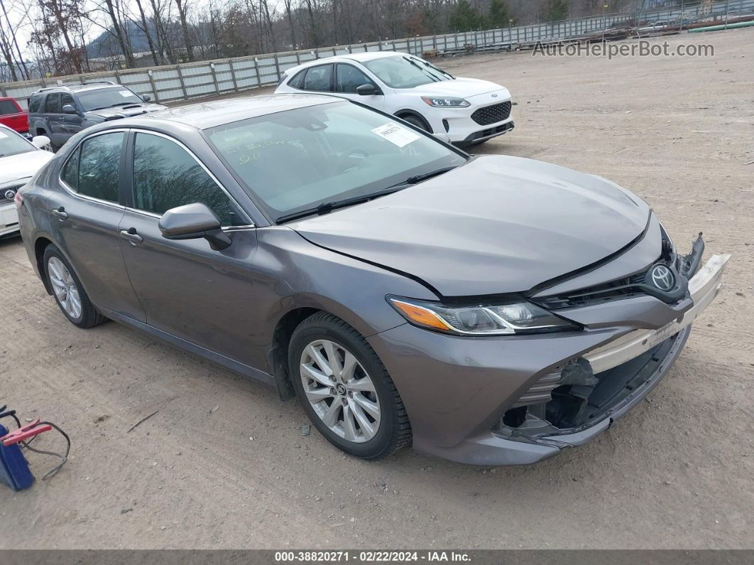 2019 Toyota Camry Le Gray vin: 4T1B11HK0KU719077