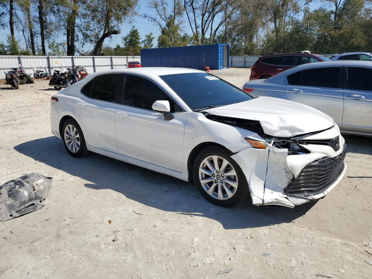 2019 Toyota Camry L White vin: 4T1B11HK0KU758008