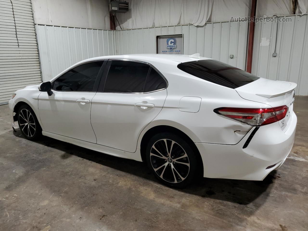 2019 Toyota Camry L White vin: 4T1B11HK0KU778145