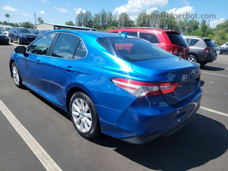 2019 Toyota Camry Le vin: 4T1B11HK1KU193915