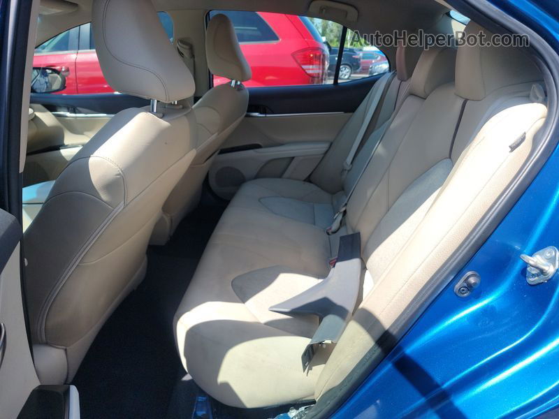 2019 Toyota Camry Le vin: 4T1B11HK1KU193915