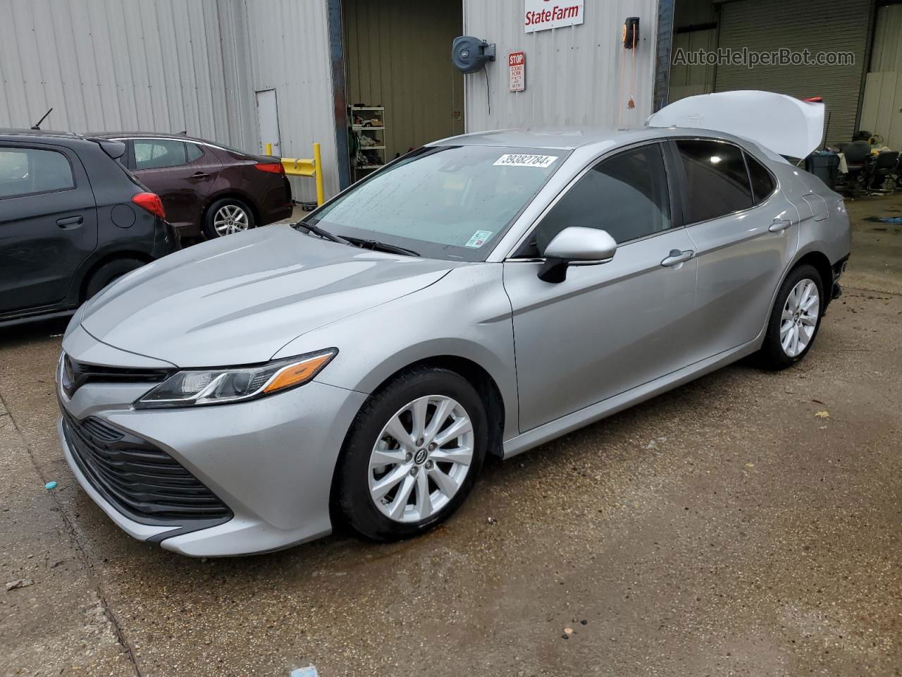 2019 Toyota Camry L Silver vin: 4T1B11HK1KU200071