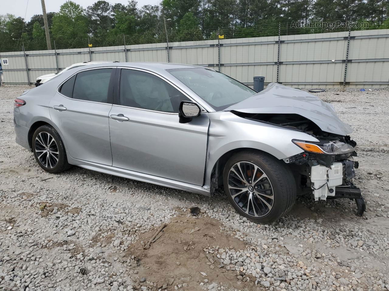 2019 Toyota Camry L Silver vin: 4T1B11HK1KU205478