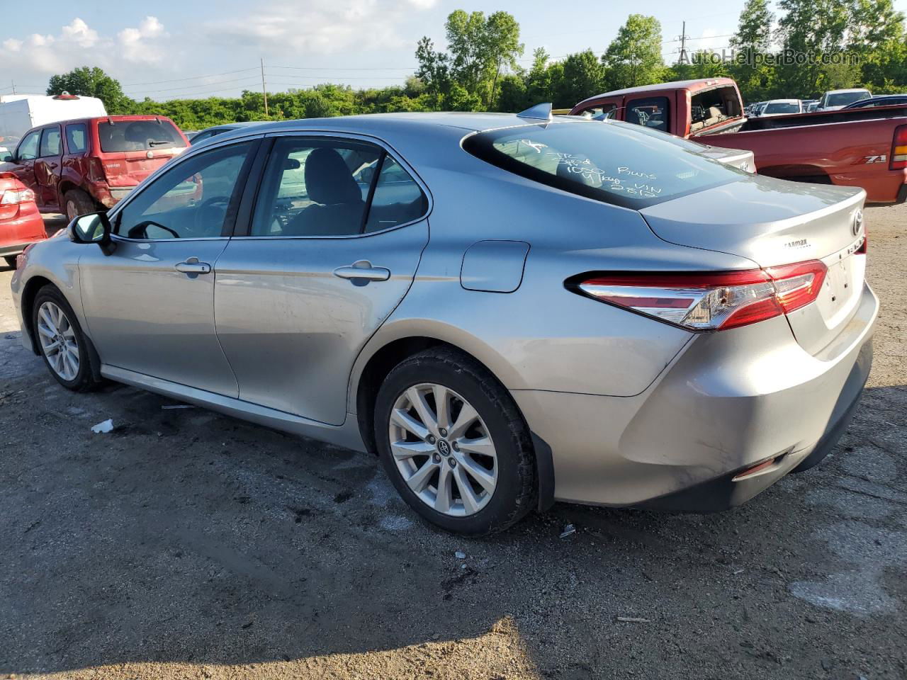 2019 Toyota Camry L Silver vin: 4T1B11HK1KU232812