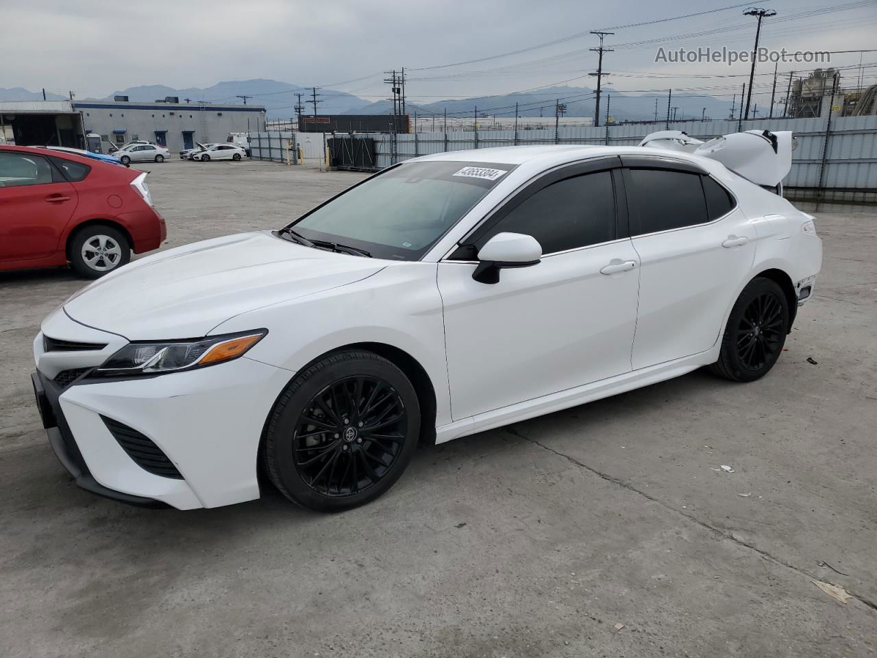 2019 Toyota Camry L White vin: 4T1B11HK1KU292184