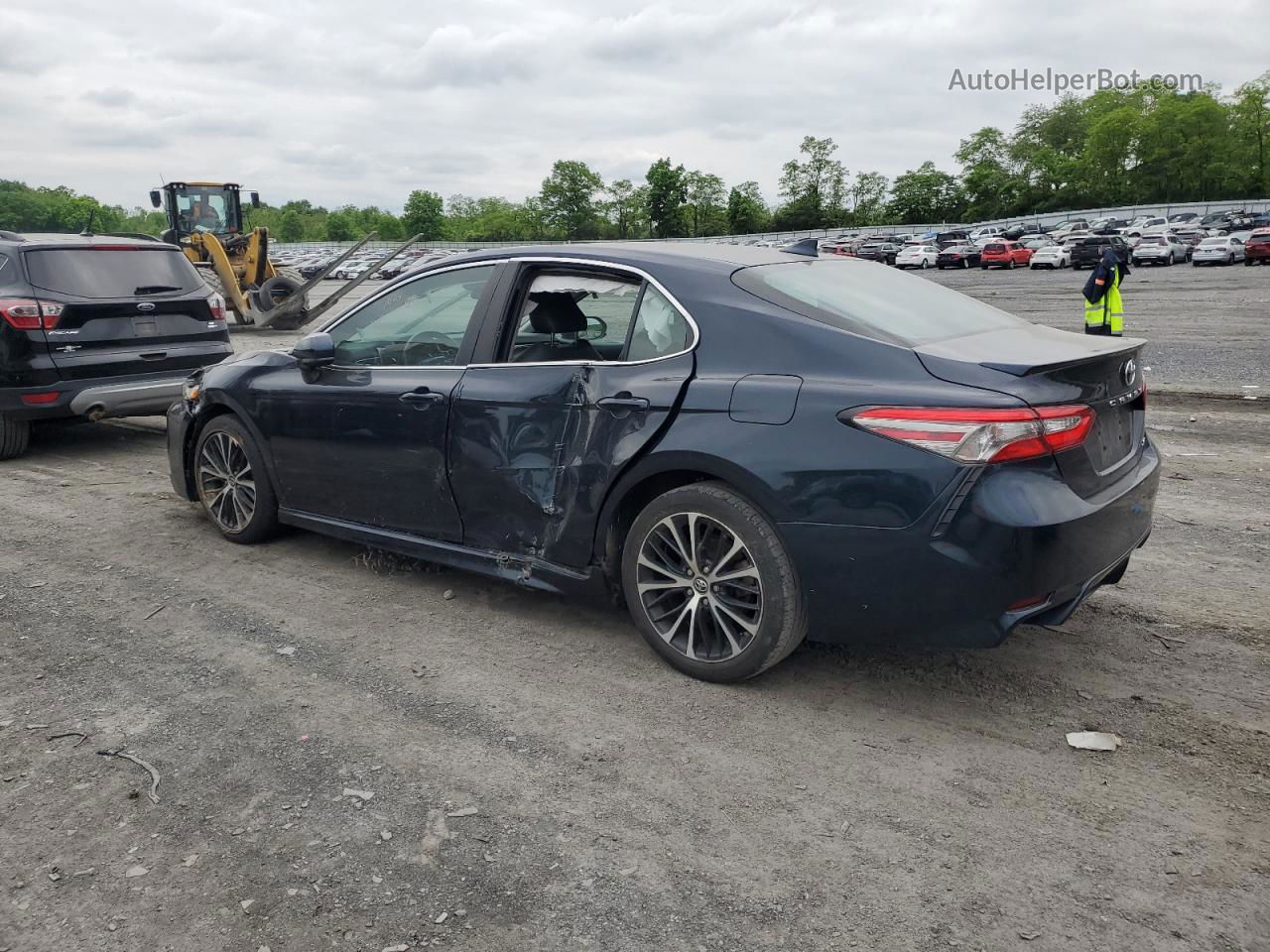 2019 Toyota Camry L Black vin: 4T1B11HK1KU680371