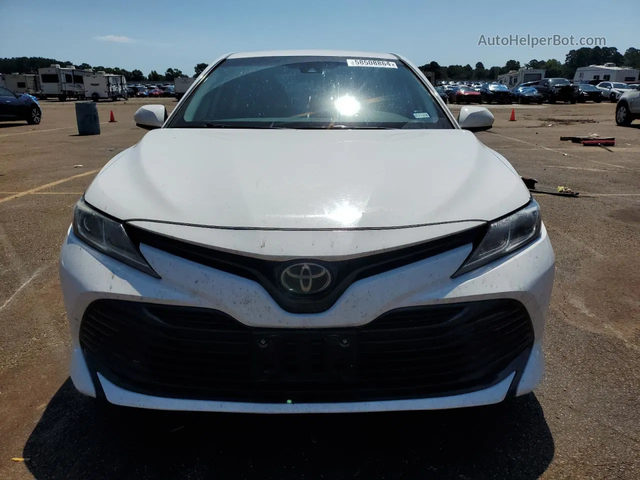 2019 Toyota Camry L White vin: 4T1B11HK1KU718813