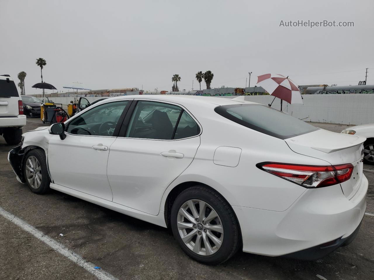 2019 Toyota Camry L White vin: 4T1B11HK1KU726846