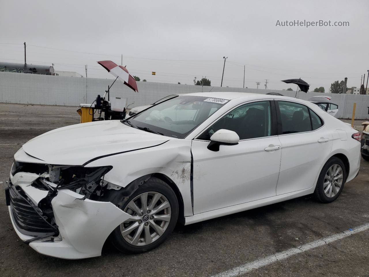 2019 Toyota Camry L White vin: 4T1B11HK1KU726846