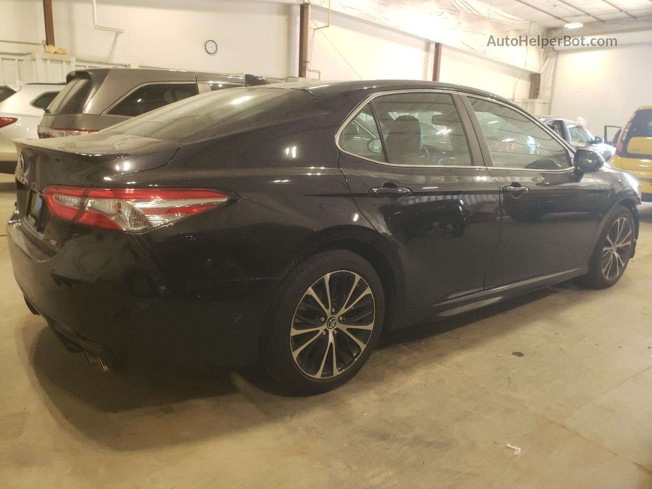 2019 Toyota Camry L Black vin: 4T1B11HK1KU772287