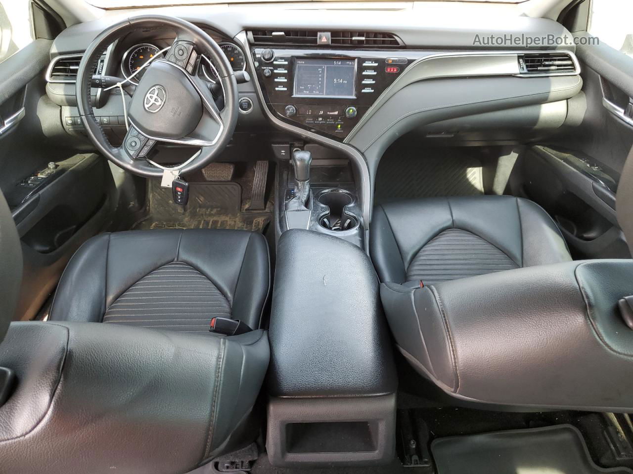 2019 Toyota Camry L Черный vin: 4T1B11HK1KU787808