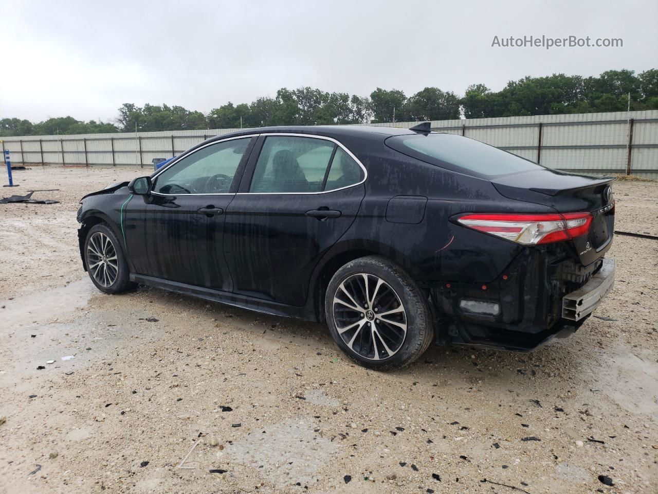 2019 Toyota Camry L Black vin: 4T1B11HK2KU165072