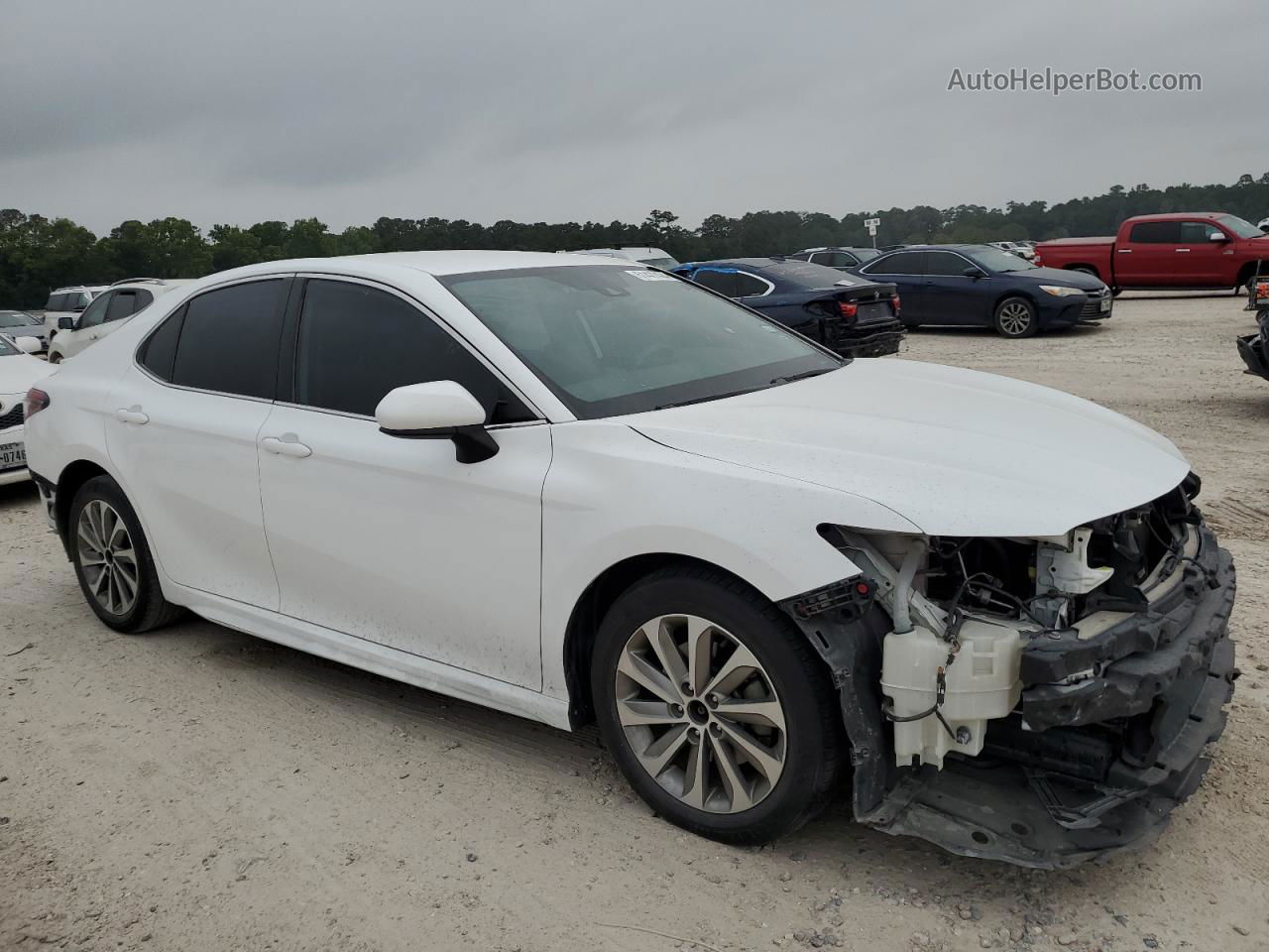 2019 Toyota Camry L White vin: 4T1B11HK2KU169610