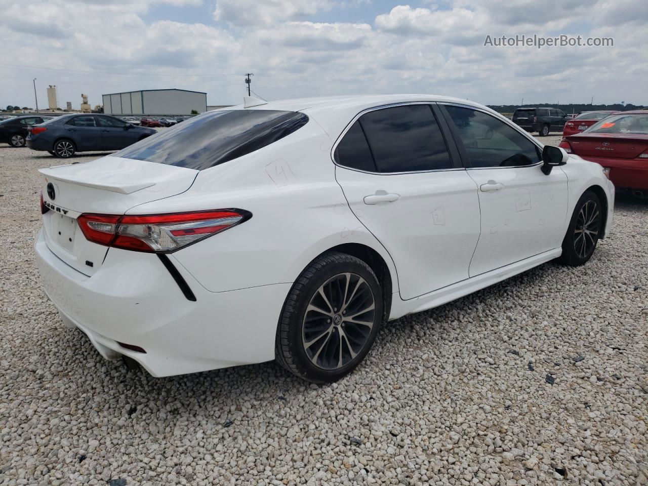 2019 Toyota Camry L White vin: 4T1B11HK2KU227389