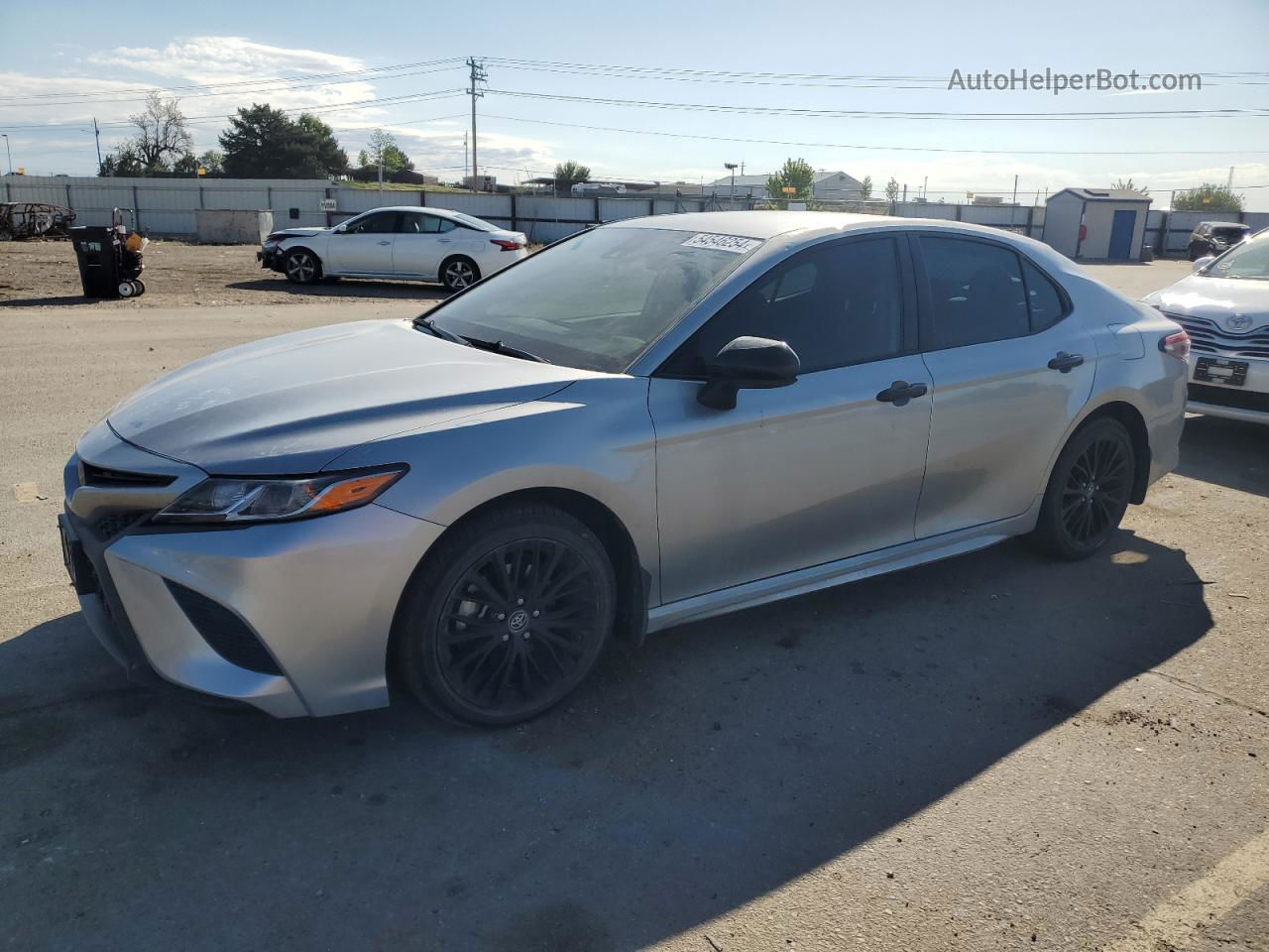 2019 Toyota Camry L Silver vin: 4T1B11HK2KU234908