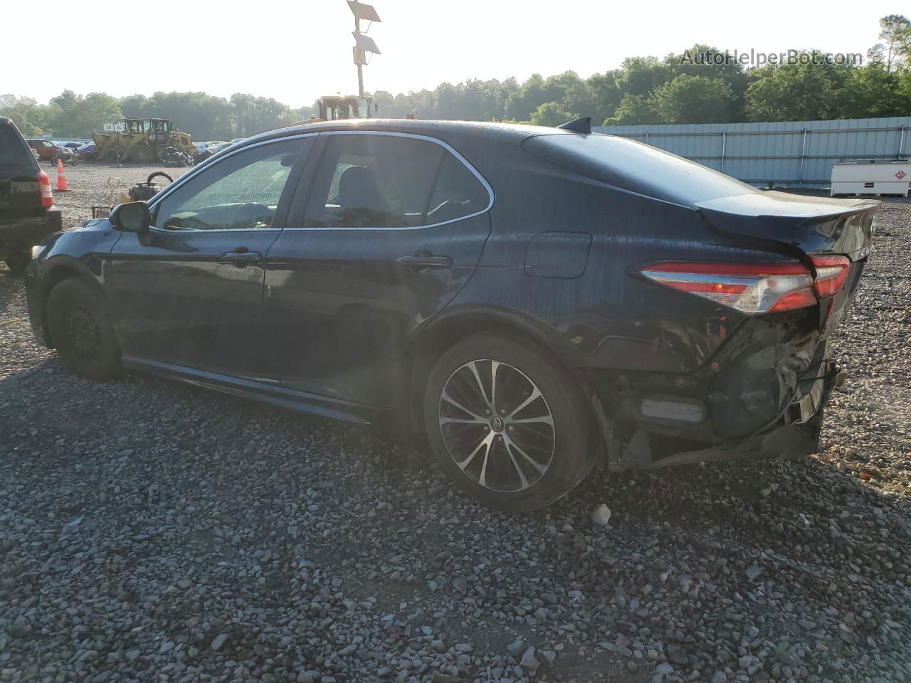 2019 Toyota Camry L Blue vin: 4T1B11HK2KU681254