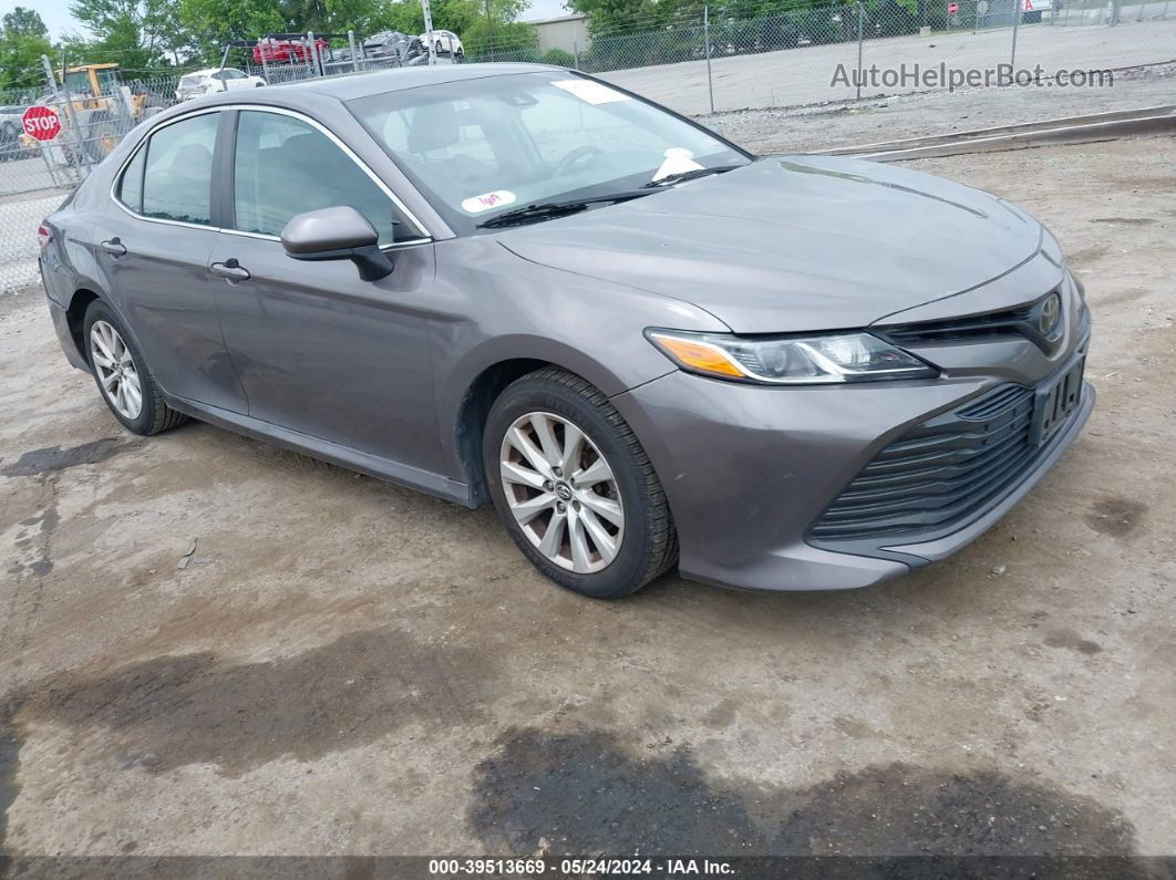 2019 Toyota Camry Le Gray vin: 4T1B11HK2KU761718