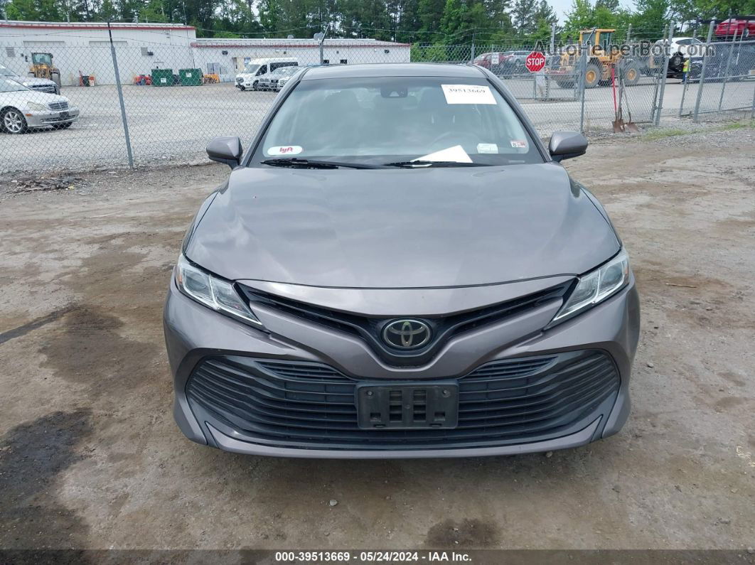 2019 Toyota Camry Le Gray vin: 4T1B11HK2KU761718