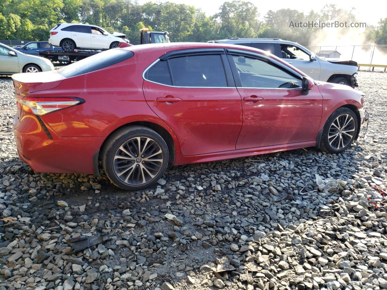 2019 Toyota Camry L Red vin: 4T1B11HK3KU229278