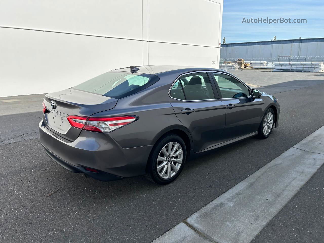 2019 Toyota Camry L Charcoal vin: 4T1B11HK3KU250602