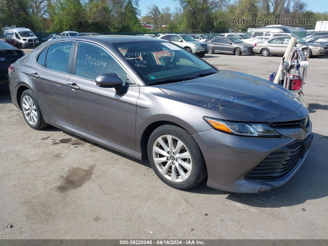 2019 Toyota Camry Le Gray vin: 4T1B11HK3KU753949