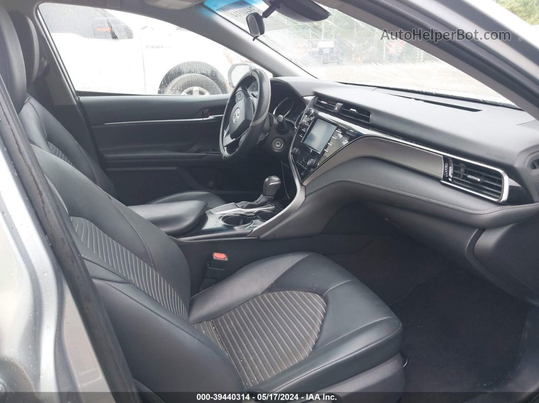 2019 Toyota Camry Se Серебряный vin: 4T1B11HK3KU763638