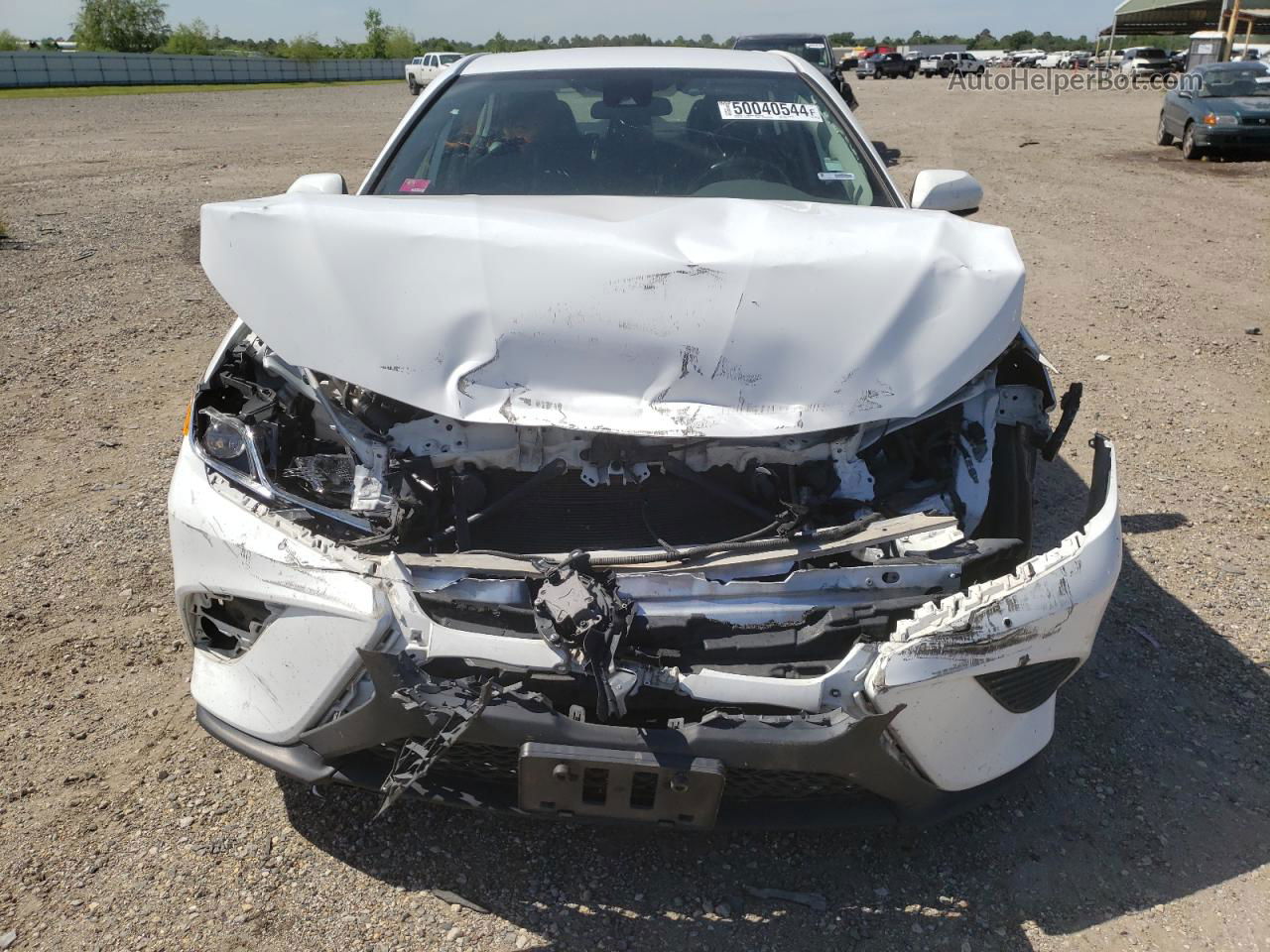 2019 Toyota Camry L White vin: 4T1B11HK3KU797997