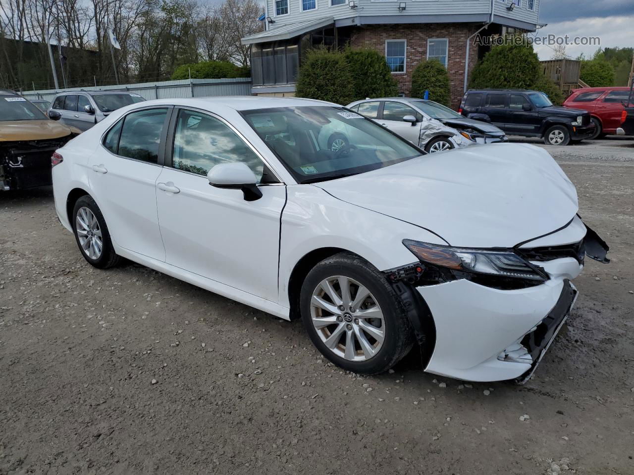 2019 Toyota Camry L White vin: 4T1B11HK3KU823675