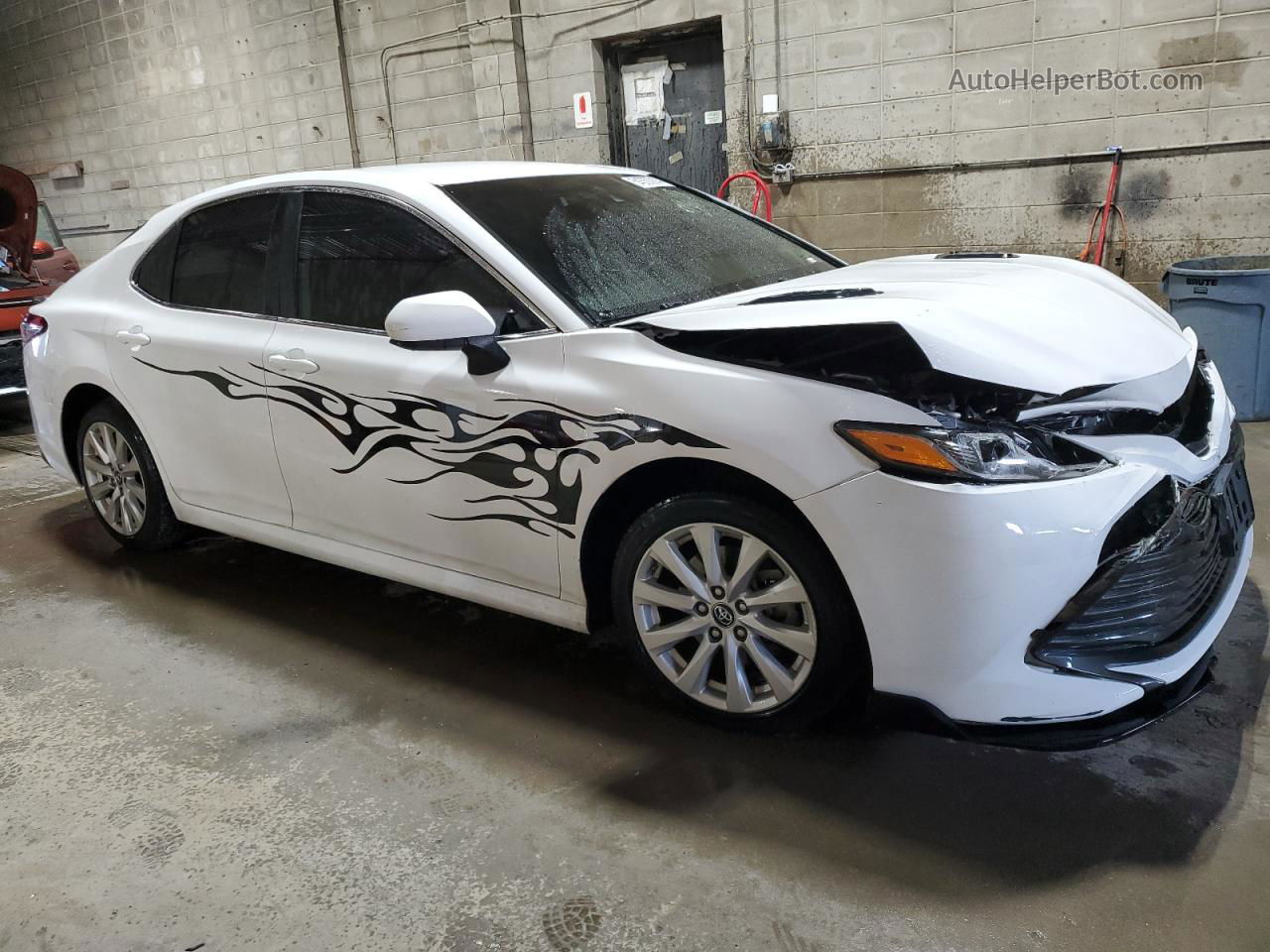 2019 Toyota Camry L White vin: 4T1B11HK4KU217978